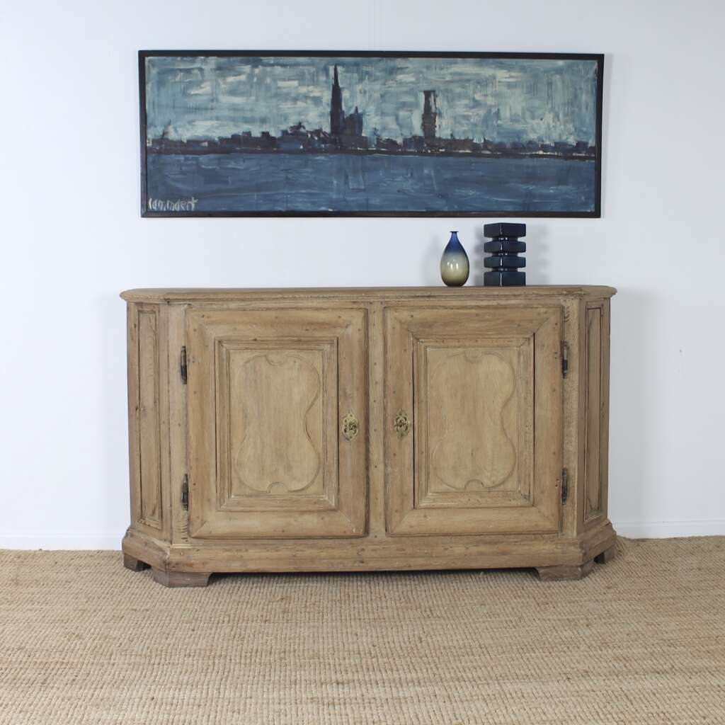 18th century Oak Sideboard